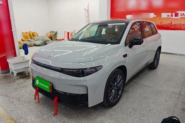 Leapmotor C10 · 2024 год