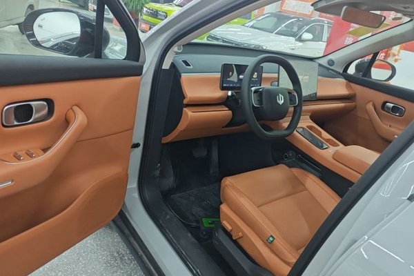 Leapmotor C10 2024, 1400 км, за 15852 USD - фото 22