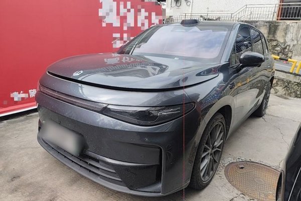 Leapmotor C10 · 2024 год