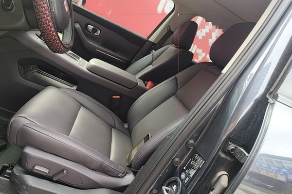 Leapmotor C10 2024, 19000 км, за 17980 USD