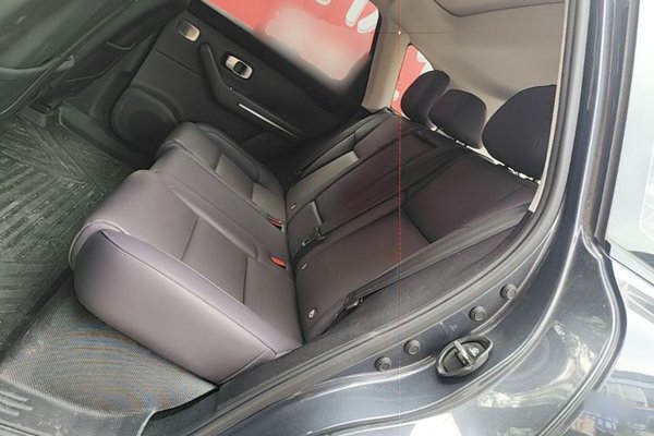 Leapmotor C10 2024, 19000 км, за 17980 USD - фото 7