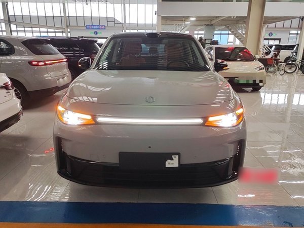 Leapmotor C10 2026, 13800 км, за 19240 USD