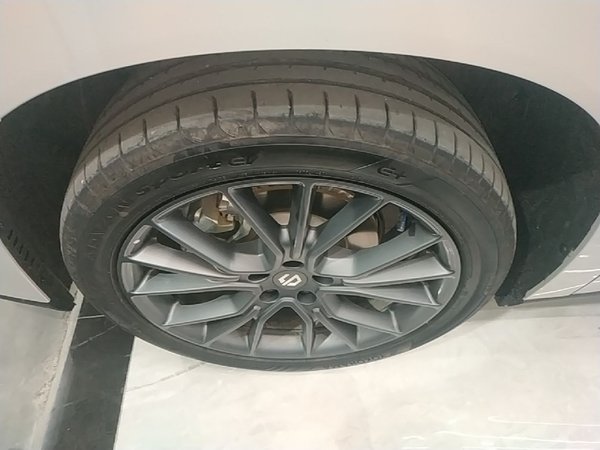 Leapmotor C10 2026, 14800 км, за 18034 USD - фото 8