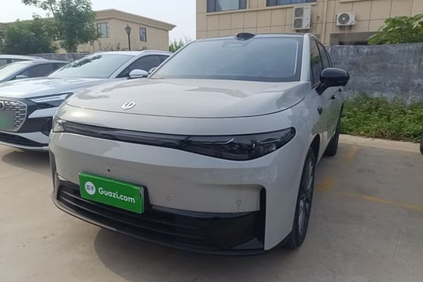 Leapmotor C10 · 2026 год