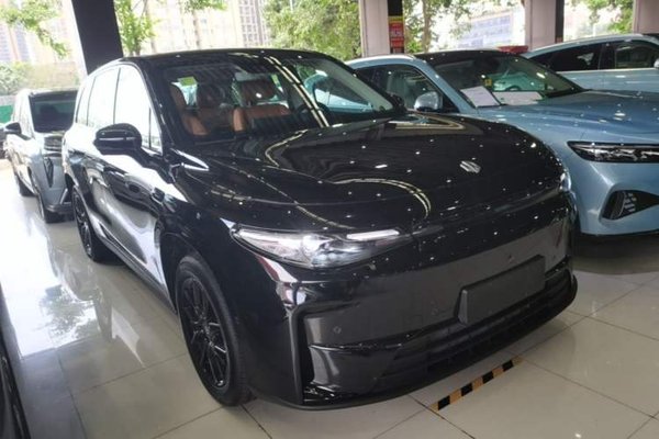 Leapmotor C10 2026, 1800 км, за 18647 USD - фото 1