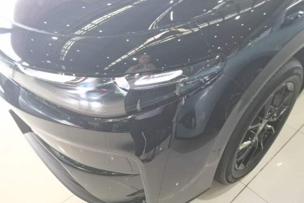 Leapmotor C10 2026, 1800 км, за 18647 USD - фото 6