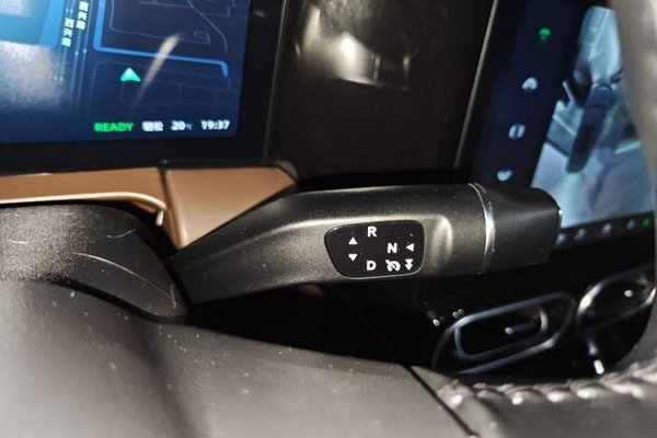 Leapmotor C11 2023, 24500 км, за 13177 USD - фото 14