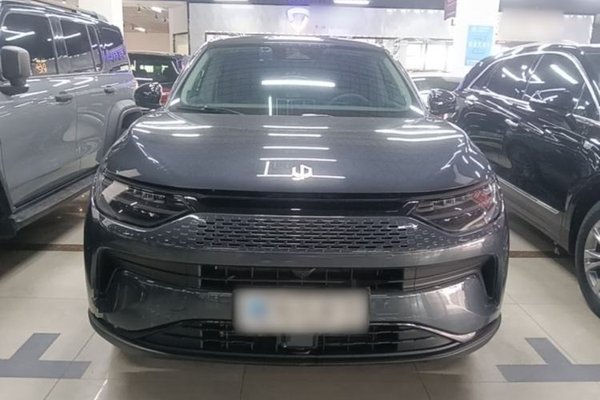 Leapmotor C11 2023, 55199 км, за 13524 USD