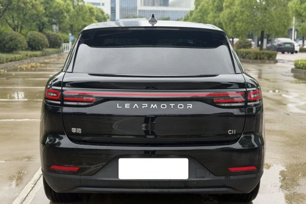 Leapmotor C11 2023, 31000 км, за 15293 USD - фото 8