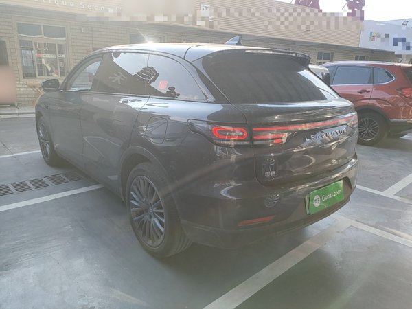 Leapmotor C11 2023, 42699 км, за 14679 USD