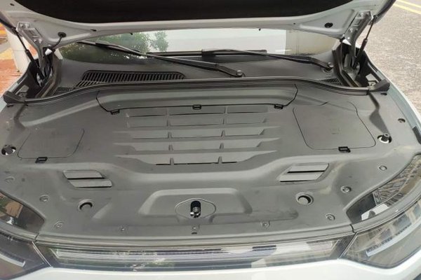 Leapmotor C11 2024, 18000 км, за 19116 USD - фото 21