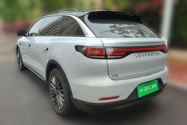 Leapmotor C11 2024, 18000 км, за 19116 USD