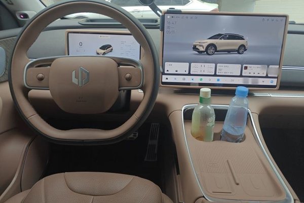 Leapmotor C11 2026, 6300 км, за 20760 USD - фото 6