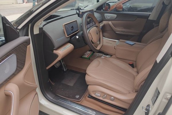 Leapmotor C11 2026, 6300 км, за 20760 USD - фото 13