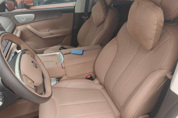 Leapmotor C11 2026, 6300 км, за 20760 USD - фото 12