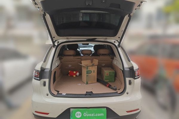Leapmotor C11 2026, 6300 км, за 20760 USD - фото 16