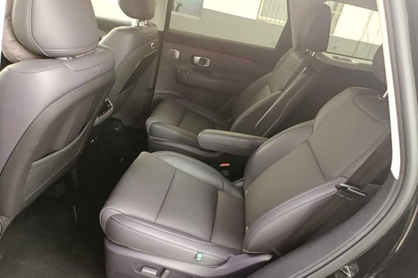 Leapmotor C16 2024, 17400 км, за 22972 USD - фото 19