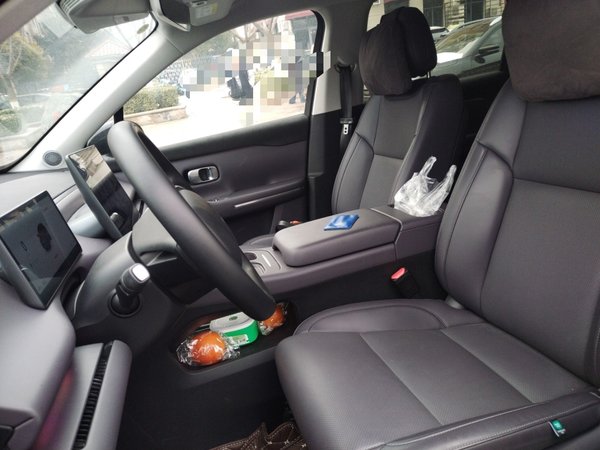 Leapmotor C16 2024, 6200 км, за 20779 USD - фото 16