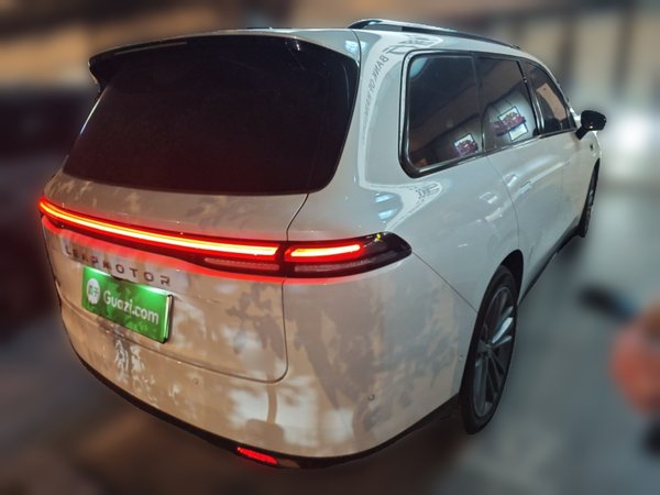 Leapmotor C16 2024, 4400 км, за 21122 USD