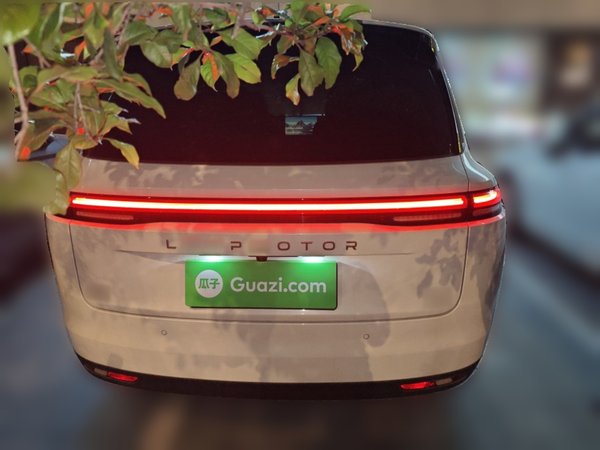 Leapmotor C16 2024, 4400 км, за 21122 USD - фото 8