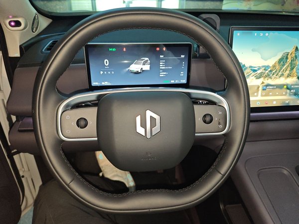 Leapmotor C16 2024, 4400 км, за 21122 USD - фото 10