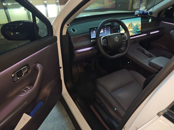 Leapmotor C16 2024, 4400 км, за 21122 USD - фото 18