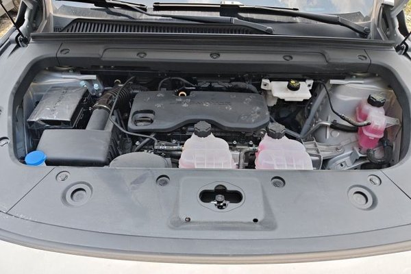 Leapmotor C16 2026, 17100 км, за 20419 USD - фото 21