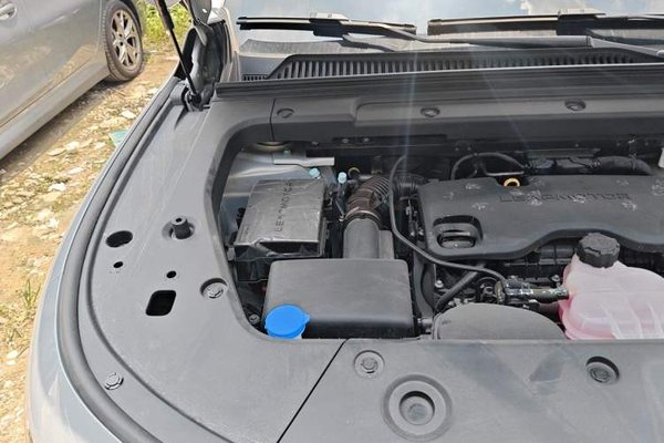 Leapmotor C16 2026, 17100 км, за 20419 USD - фото 23