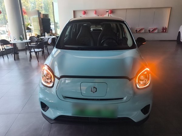 Leapmotor T03 2025, 4900 км, за 9586 USD