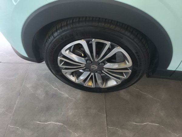 Leapmotor T03 2025, 4900 км, за 9586 USD - фото 8