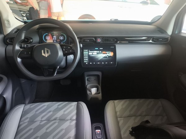 Leapmotor T03 2025, 4900 км, за 9586 USD - фото 13