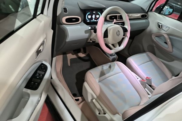 Leapmotor T03 2025, 1000 км, за 8737 USD - фото 24