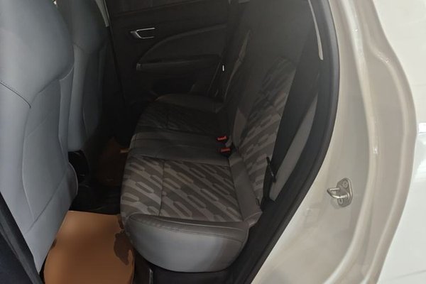 Leapmotor T03 2025, 16000 км, за 8705 USD - фото 20