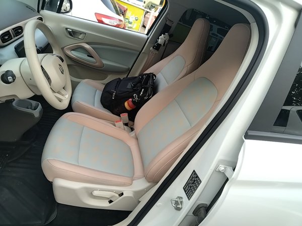 Leapmotor T03 2025, 7700 км, за 8173 USD - фото 23