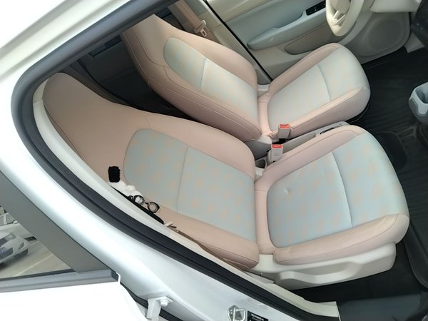 Leapmotor T03 2025, 7700 км, за 8173 USD - фото 28
