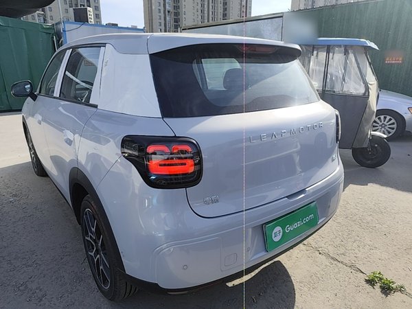 Leapmotor Zero Run A10 2026, 100 км, за 12236 USD