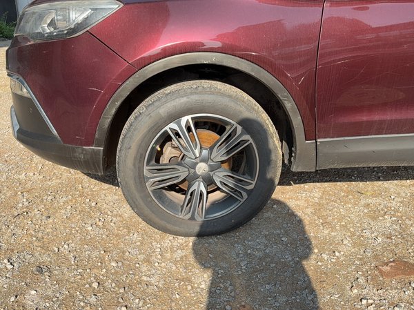 Leopard CS10 2015, 138900 км, за 4176 USD