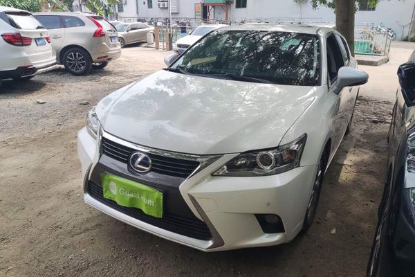 Lexus CT · 2014 год