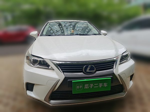 Lexus CT 2014, 159000 км, за 9589 USD