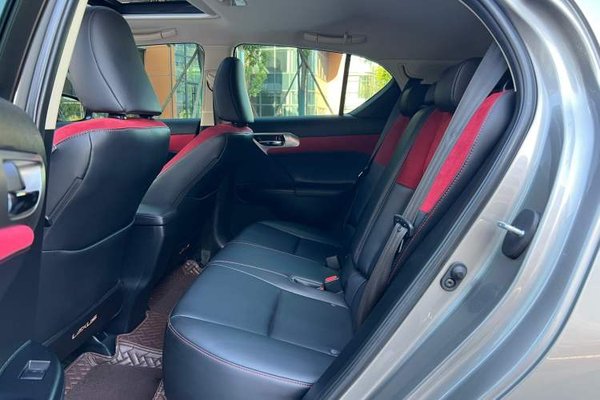 Lexus CT 2017, 80000 км, за 17201 USD - фото 11