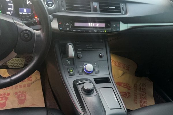 Lexus CT 2017, 80000 км, за 17201 USD - фото 12