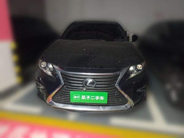 Lexus ES 2015, 77000 км, за 15806 USD