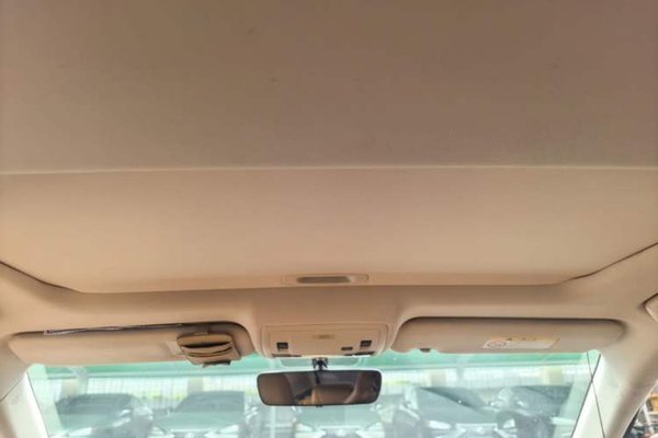 Lexus ES 2015, 112200 км, за 18160 USD - фото 21