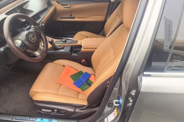 Lexus ES 2015, 112200 км, за 18160 USD - фото 18