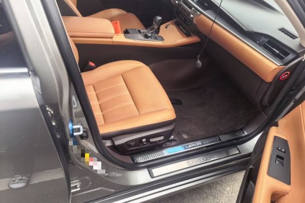 Lexus ES 2015, 112200 км, за 18160 USD - фото 23
