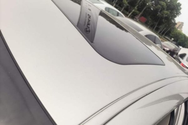 Lexus ES 2015, 112200 км, за 18160 USD - фото 11