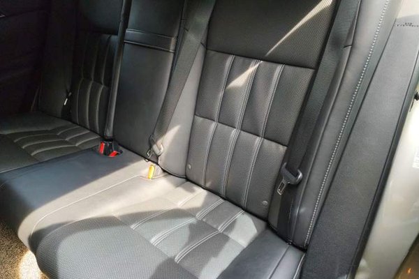 Lexus ES 2015, 101100 км, за 16712 USD - фото 20