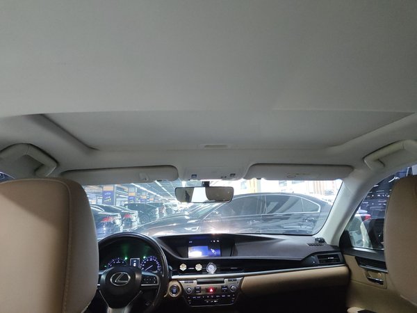 Lexus ES 2015, 126000 км, за 16017 USD - фото 15