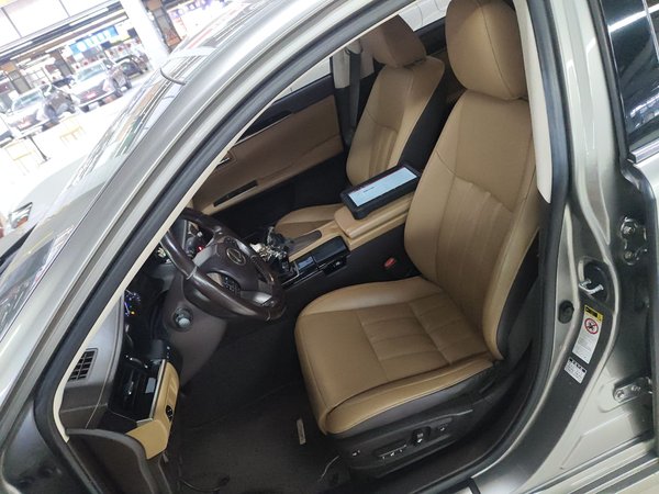 Lexus ES 2015, 126000 км, за 16017 USD - фото 14