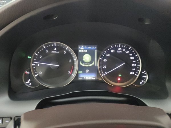 Lexus ES 2015, 126000 км, за 16017 USD - фото 11